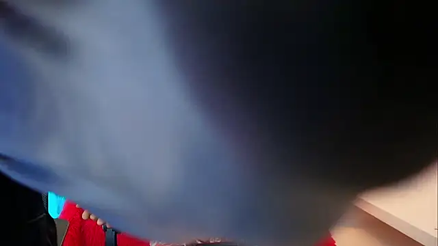 Ariatna Andy online show from March 10, 2026, 6:51 am