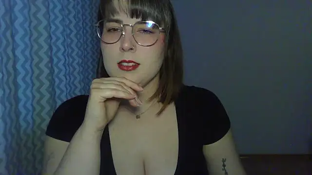 ClaraHard online show from April 13, 2026, 4:56 pm