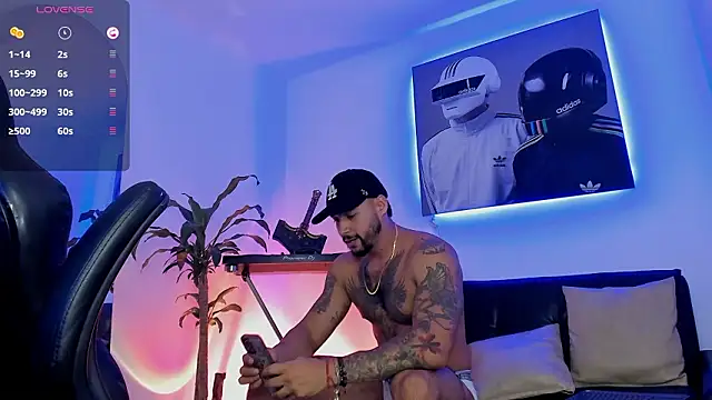 NikoHank  online show from March 13, 2026, 4:52 am