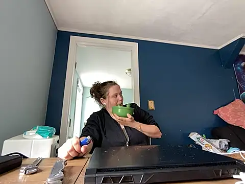 highimmaryjane online show from May 15, 2026, 4:14 pm