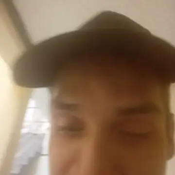 CarlosElHache online show from March 18, 2026, 5:27 pm