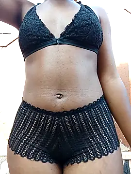 Snapshot of yellowjoy022 chatting on March 13, 2026, 1:29 pm yellowjoy022 online show from March 13, 2026, 1:29 pm