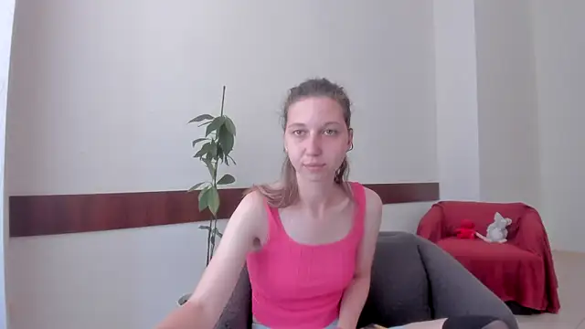 Snapshot of Ellina_Star chatting on June 22, 2026, 8:22 am Ellina Star online show from June 22, 2026, 8:22 am