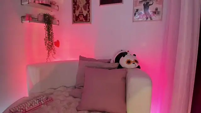 Ally belle online show from April 8, 2026, 12:43 am