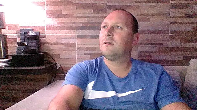 lustonfan online show from April 15, 2026, 1:56 am