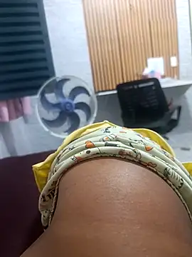 moreninhha online show from March 11, 2026, 12:05 am