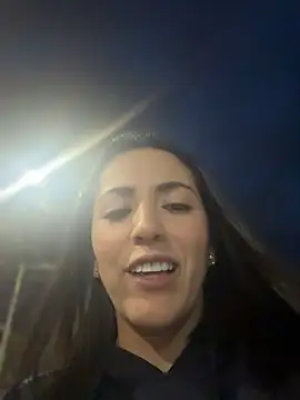 SamanthaWalker  online show from July 18, 2026, 11:41 pm