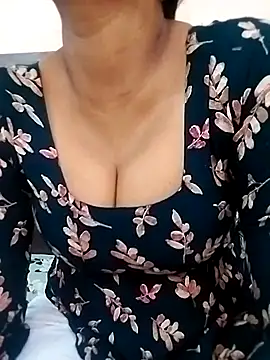 Punam-gupta1 online show from March 5, 2026, 4:52 am