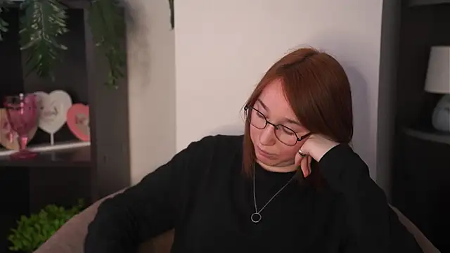 DelisaZmiejko online show from March 5, 2026, 10:22 am