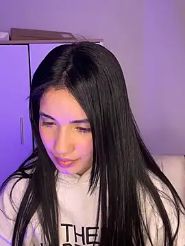 Lucy engel online show from May 20, 2026, 2:07 am