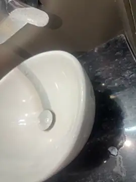 Vibrator2509 online show from April 13, 2026, 8:03 pm