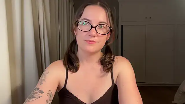 summerxo online show from June 2, 2026, 5:42 am