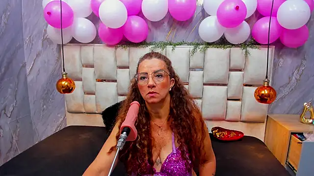 Milf Drip online show from April 1, 2026, 1:01 pm