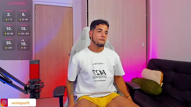 Alexx Lord online show from April 29, 2026, 2:26 am