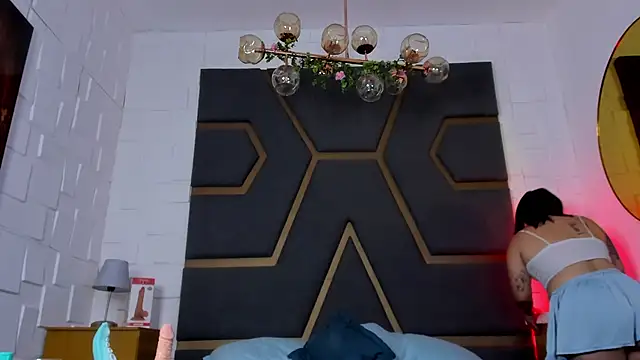 juana valkiria online show from March 20, 2026, 6:02 pm