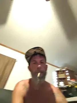 Hootie421 online show from April 19, 2026, 1:05 am