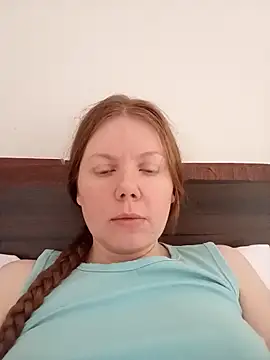 ElaizaFlanagan online show from March 11, 2026, 9:15 am