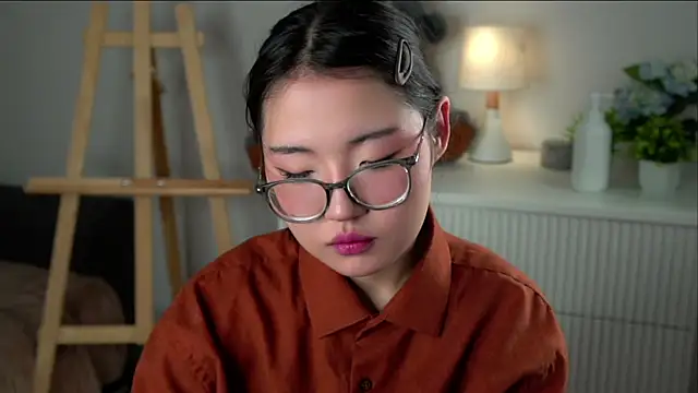 NelleMihalko online show from March 18, 2026, 11:02 am