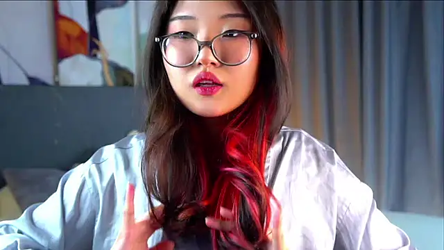 NelleMihalko online show from April 10, 2026, 11:04 am