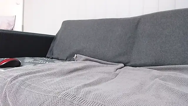 lilchristianxh online show from October 29, 2025, 2:19 pm