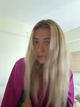 SweeetyGirll online show from March 6, 2026, 12:29 am