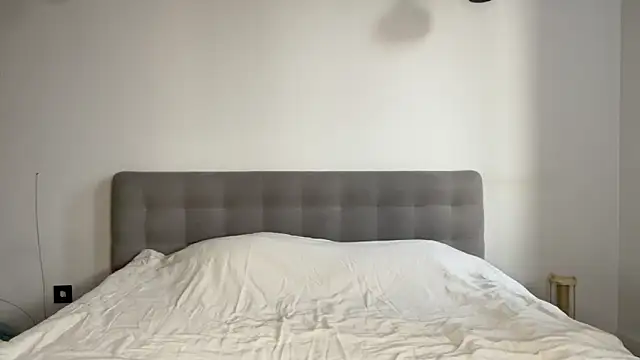 alyrasun online show from March 11, 2026, 6:08 am