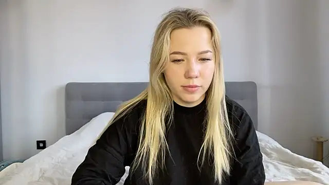 alyrasun online show from April 20, 2026, 7:00 am