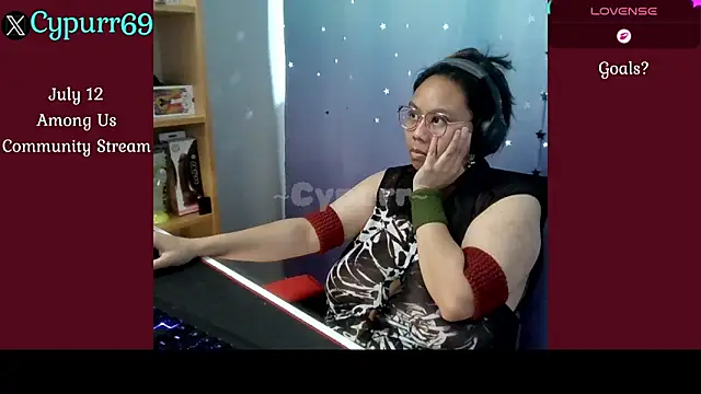 Snapshot of Cypurr chatting on July 4, 2026, 8:59 pm Cypurr online show from July 4, 2026, 8:59 pm