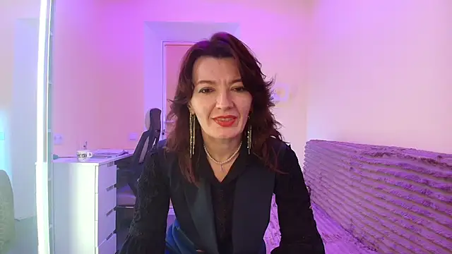 Bonnie Naughtyy online show from May 13, 2026, 5:21 pm