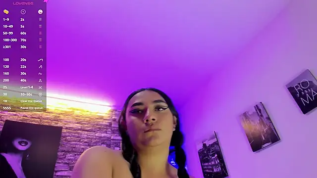 Lucyy tits online show from May 27, 2026, 12:24 pm