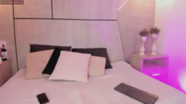 Lilyrousse  online show from March 12, 2026, 7:31 pm