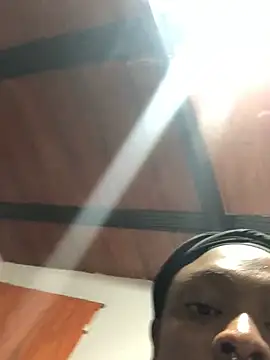 suggar mommy777 online show from March 27, 2026, 9:47 pm