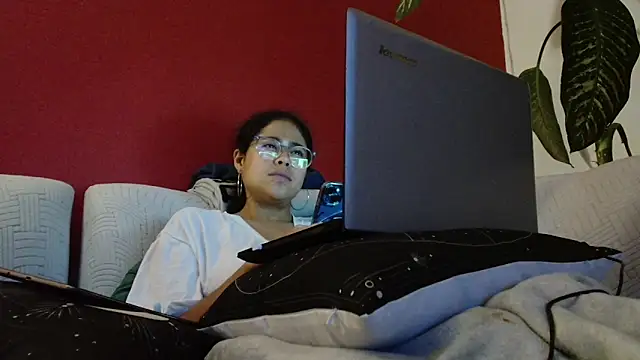 Snapshot of katnay29 chatting on March 6, 2026, 3:36 am katnay29 online show from March 6, 2026, 3:36 am