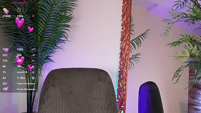 SoyJuliana 19 online show from May 24, 2026, 12:21 pm