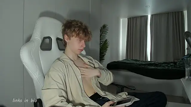 Wawesuc online show from April 3, 2026, 7:17 am