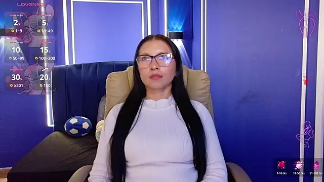 Chloe16  online show from April 1, 2026, 7:44 pm