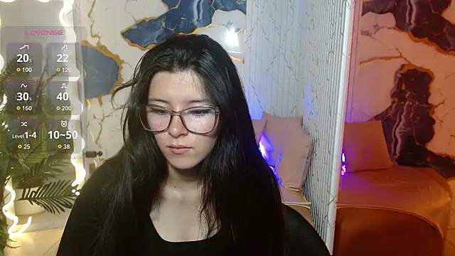 Snapshot of Emy_Tay chatting on March 9, 2026, 12:09 pm Emy Tay online show from March 9, 2026, 12:09 pm