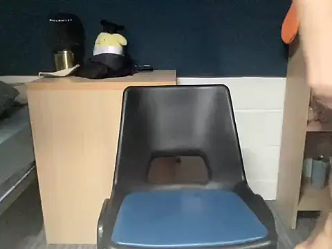 hoppyhops online show from March 8, 2026, 2:43 pm