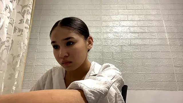 CatherineForbes online show from April 29, 2026, 5:30 pm