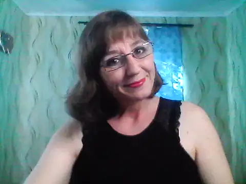 Alisaprice077 online show from May 8, 2026, 2:00 pm