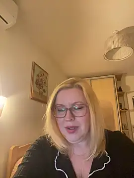 JanieLight53 online show from March 23, 2026, 12:25 am