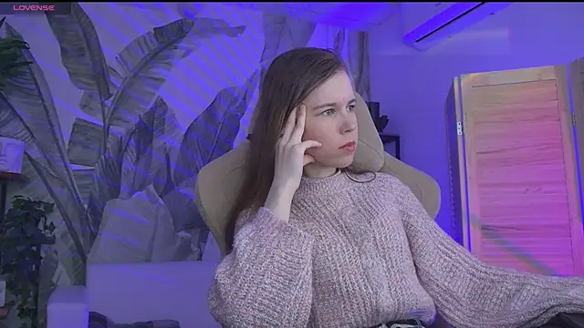 AriaGracen online show from April 2, 2026, 8:45 am