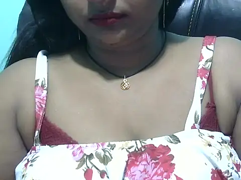 Rashmi hotgirl online show from April 24, 2026, 7:16 pm