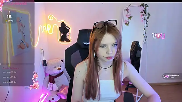 Ember Vexen online show from April 7, 2026, 8:59 am