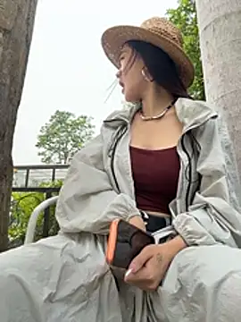 sex bobo2026 online show from April 11, 2026, 5:01 am