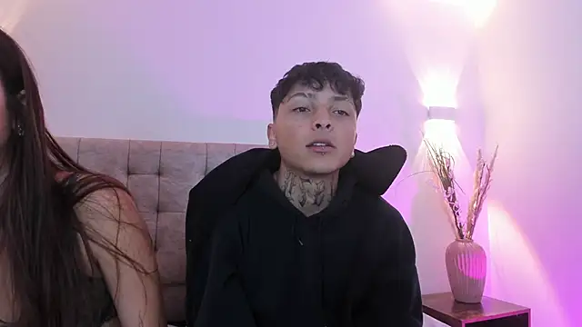 Sky n Zayn online show from April 15, 2026, 12:23 pm