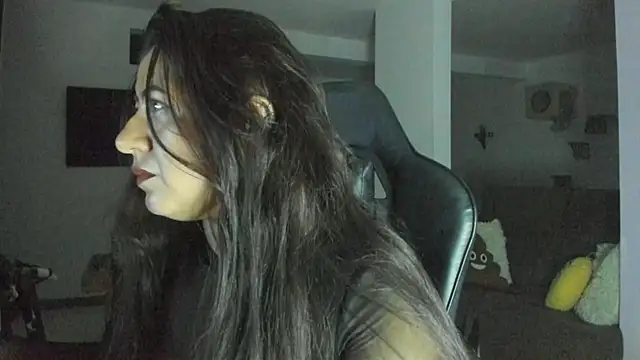 Snapshot of cassie_jim__ chatting on July 1, 2026, 4:14 am cassie jim online show from July 1, 2026, 4:14 am