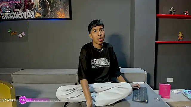 Ender h0tt online show from March 21, 2026, 1:37 pm