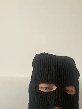 stripcouplee online show from March 8, 2026, 8:18 am