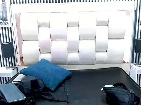 Alex Wolft online show from April 2, 2026, 12:14 pm